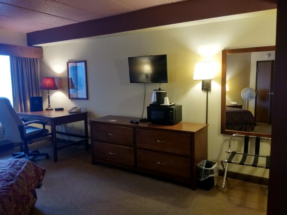 Madelia Hotel & Suites Bagian luar foto
