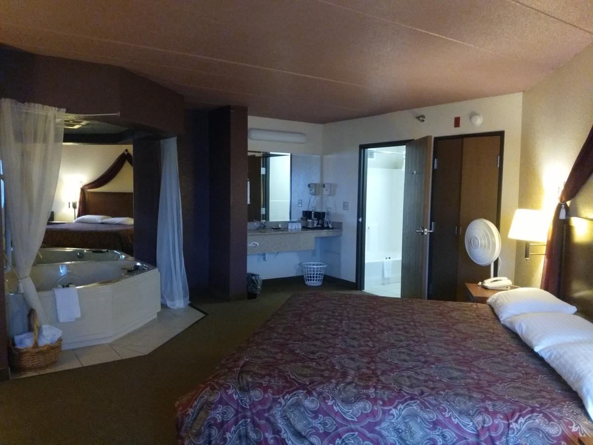 Madelia Hotel & Suites Bagian luar foto