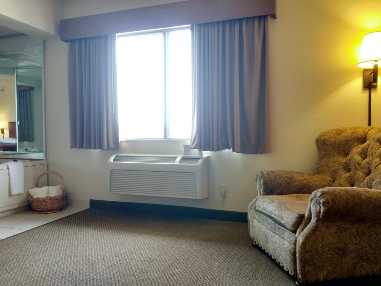 Madelia Hotel & Suites Bagian luar foto