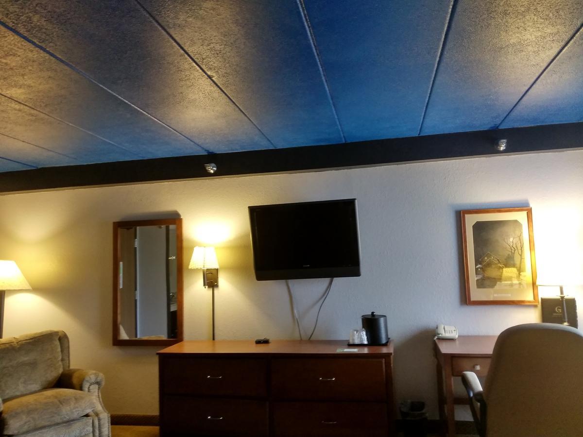 Madelia Hotel & Suites Bagian luar foto